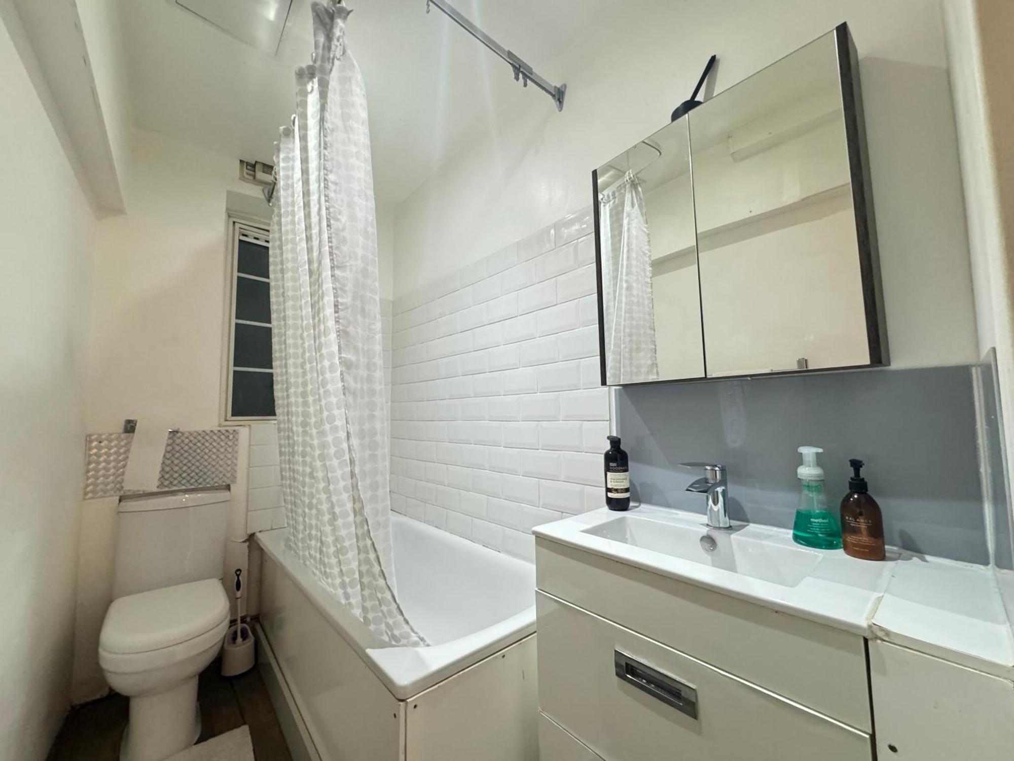 Serene 1bd Flat 7 Mins From Clapham Common *